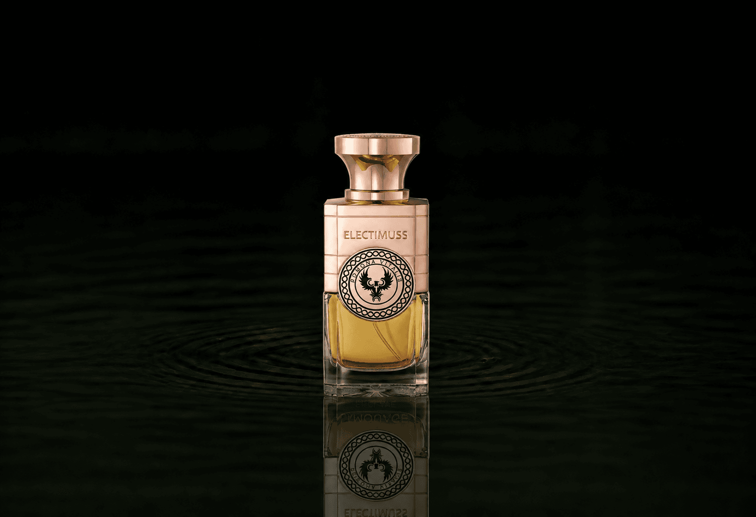 Electimuss Pomona Vitalis Pure Parfum fragrance bottle floating above dark water